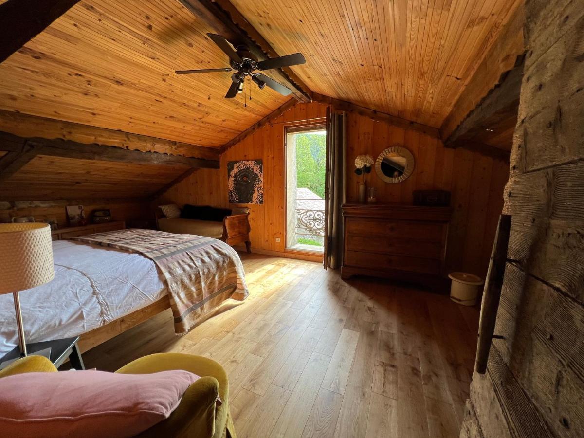 Les Granges De L'Eblouaz Bed & Breakfast Saint-Rambert-en-Bugey Eksteriør bilde